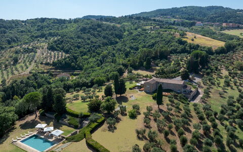 Villa Panorama 14: Træ, Landskab, Highland, Estate, Land Lot, Menneskelig Bosættelse, Landdistrikt, Hill Station, Fugleperspektiv, Luftfotografering