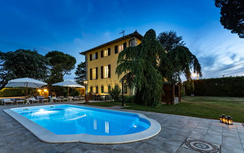 Villa Luigina 8: Blå, Svømmepøl, Estate, Villa, Hotel, Hacienda, Udendørs Møbler, Udvej, Eco Hotel, Landscaping