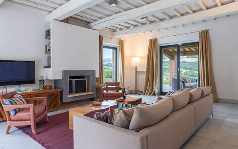 Villa le Fontane 12: Møbel, Træ, Hjem, Indretning, Gulvbelægning, Couch, Stol, Stue, Etage, Bord