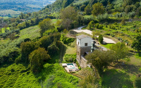 Podere Torre delle Sorgenti 4: Vegetationen, Landskab, Landdistrikt, Highland, Land Lot, Menneskelig Bosættelse, Sommerhus, Hill Station, Landsby, Hældning
