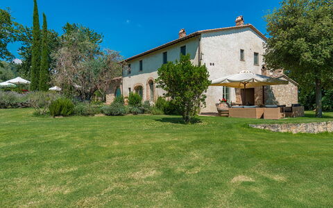 San Francesco 12: Græs, Landskab, Land Lot, Almindeligt, Estate, Eng, Stuehus, Pasture, Hacienda, Landscaping