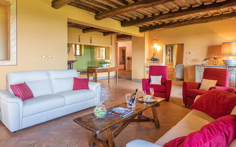 Villa Il Foramasso 10+2: Møbel, Indretning, Gulvbelægning, Væg, Etage, Værelse, Couch, Træ, Hjem, Stue
