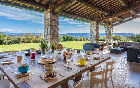 Villa Il Foramasso 10+2: Land Lot, Stuehus, Udendørs Møbler, Sommerhus, Have, Estate, Landscaping, Stol, Skygge, Eco Hotel