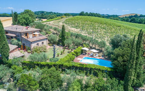 Poderino 6: Estate, Hacienda, Villa, Eco Hotel, Plantation, Svømmepøl, Stuehus, Mansion, Udvej