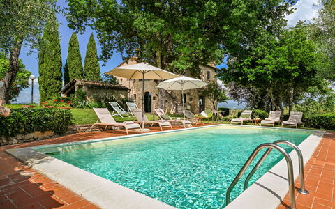 Villa Caterina 8: Hus, Svømmepøl, Estate, Have, Villa, Hacienda, Stuehus, Eco Hotel, Landscaping, Udvej