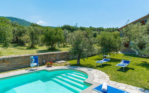 Villa Fabi 6+2: Blå, Svømmepøl, Hacienda, Udvej, Estate, Backyard, Have, Eco Hotel, Landscaping, Gård