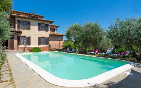 Villa Fiorentini 10: Blå, Svømmepøl, Boligområde, Hacienda, Villa, Udvej, Estate, Altan, Eco Hotel, Udendørs Møbler