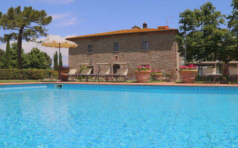 Le Caselle 26: Svømmepøl, Estate, Hacienda, Villa, Udvej, Eco Hotel, Hotel
