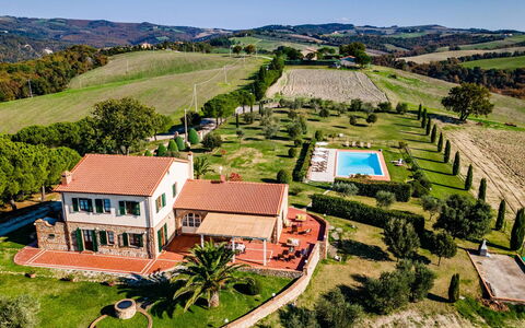 Il Poggiarellino 14: Estate, Svømmepøl, Hacienda, Villa, Udvej, Mad, Stuehus, Eco Hotel, Mansion, Hotel