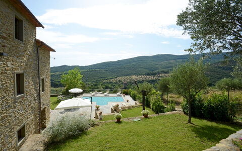 Torre la Ripa 8: Svømmepøl, Udvej, Eco Hotel, Estate, Villa, Stuehus, Landsby, Hacienda, Bjerglandsby, Landscaping