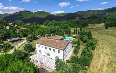 Tenuta Astolfi 12+3