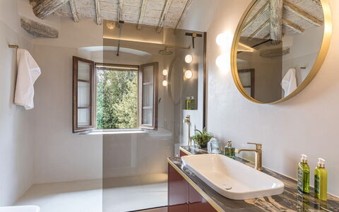 Tenuta Sagherina 8: Væg, Indretning, Gulvbelægning, Sanitærarmatur, Belysning, Badeværelse, Loft, Etage, Lysarmatur, Vvs