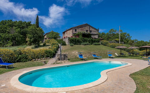 Podere San Ansano 14+2: Blå, Landdistrikt, Stuehus, Sommerhus, Estate, Svømmepøl, Villa, Landscaping, Hacienda