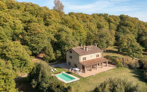 Casale del Castagneto 8: Sommerhus, Estate, Stuehus, Have, Lawn, Villa, Mansion, Parkere, Farm, Hacienda