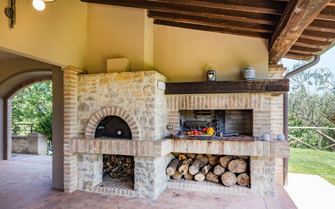 Le Residenze dei Potti 12: Mursten, Kolonne, Have, Estate, Design, Hearth, Hacienda, Murværk Oven, Backyard, Gårdhave
