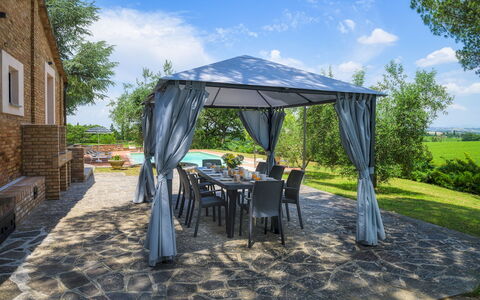 Fonte Pinella 8: Møbel, Stol, Udendørs Møbler, Gazebo, Skygge, Baldakin, Bord, Udendørs Bord, Have, Udendørs Struktur