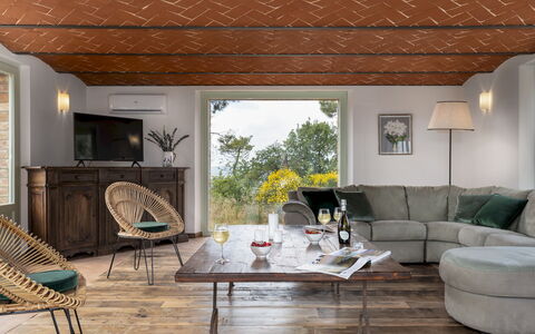 Il Romitoio 12: Møbel, Indretning, Træ, Bord, Gulvbelægning, Etage, Belysning, Stol, Loft, Stue