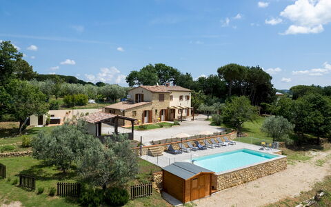 Casa la Fenice 8+2: Svømmepøl, Estate, Udvej, Villa, Hacienda, Stuehus, Thermae, Paraply, Eco Hotel, Ferieby