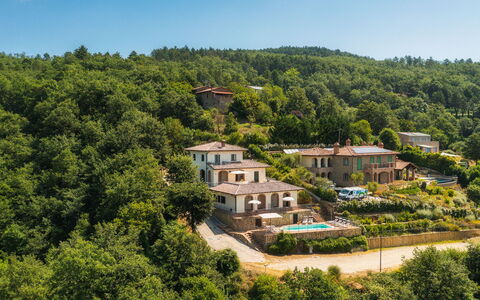 Villa Maggiorana 10: Hus, Boligområde, Landskab, Landdistrikt, Hjem, Estate, Tag, Menneskelig Bosættelse, Hill Station, Sommerhus