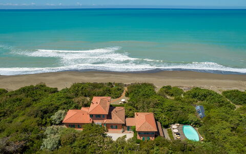 Villa Corallina 12: Blå, Coastal Og Oceaniske Landskabsformer, Hav, Kyst, Ocean, Kyst, Eco Hotel, Tropics, Estate, Strand