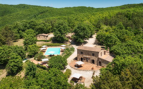 Podere Santa Croce 10: Landskab, Estate, Landdistrikt, Udvej, Sommerhus, Hacienda, Have, Stuehus, Eco Hotel, Landscaping