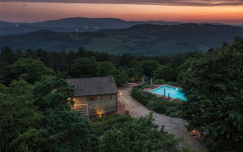 Podere Santa Croce 10: Natur, Landskab, Nat, Aften, Hill Station, Sommerhus, Eco Hotel, Estate, Skumring, Midnat