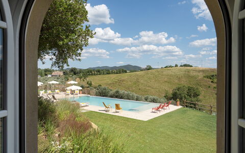 Casolare San Martino 12: Land Lot, Svømmepøl, Estate, Have, Stuehus, Udendørs Møbler, Lawn, Villa, Landscaping, Eco Hotel