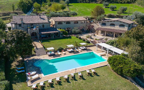 Residenza Collefiorito 26: Udvej, Estate, Fritid, Svømmepøl, Paraply, Hacienda, Villa, Stuehus, Hotel, Mansion