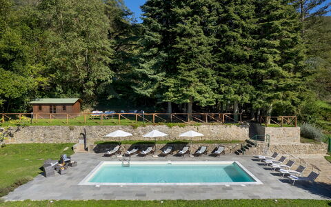 Villa la Rassinata 8: Udendørs Møbler, Svømmepøl, Have, Landscaping, Flise, Eco Hotel, Skygge, Udvej, Paraply, Parkere
