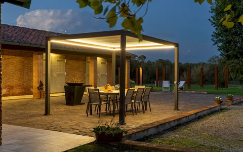 Tenuta Francigena 8: Skygge, Udendørs Struktur, Gårdhave, Have, Pergola, Udendørs Møbler, Pavilion, Backyard, Landscaping, Gård