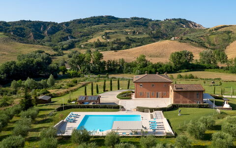 Podere Terranuova 10+2: Svømmepøl, Hjem, Boligområde, Hus, Udvej, Estate, Stuehus, Eco Hotel, Sommerhus, Thermae