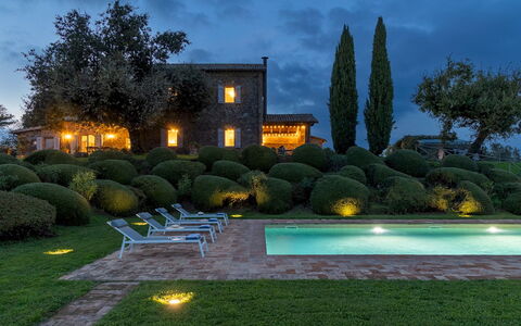 Villa dei Rosmarini 8: Svømmepøl, Busk, Have, Land Lot, Estate, Landscaping, Hæk, Lawn, Stuehus, Gård