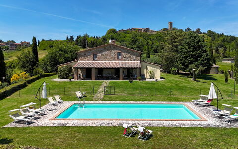 Podere San Lorenzo 12: Estate, Hjem, Stuehus, Sommerhus, Svømmepøl, Villa, Lawn, Hacienda, Have, Mansion