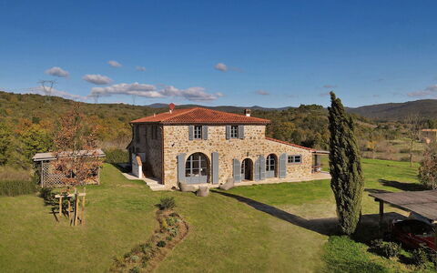 Casa la Pratellaccia 6+2: Græs, Hus, Stuehus, Landdistrikt, Sommerhus, Hjem, Estate, Have, Lawn, Villa