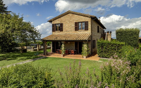 Podere Gellino 14: Hus, Busk, Sommerhus, Hjem, Landdistrikt, Stuehus, Have, Estate, Lawn