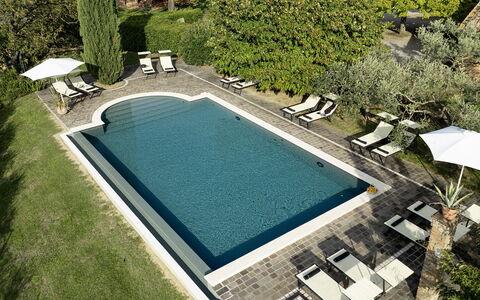 Podere Gellino 14: Svømmepøl, Vand, Udendørs Møbler, Udvej, Thermae, Kompositmateriale, Liggestol, Water Feature, Eco Hotel, Skygge