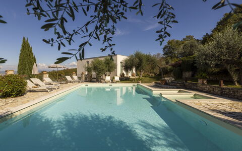 Brightline Villa 8: Svømmepøl, Estate, Landscaping, Have, Hacienda, Villa, Eco Hotel, Stuehus