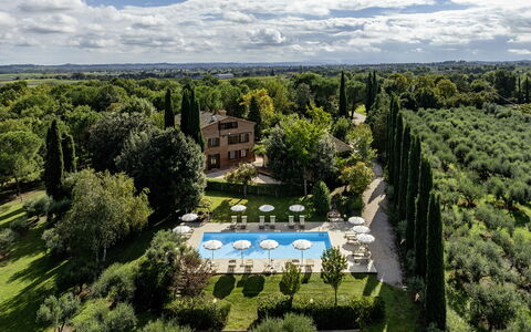 La Burraia 18: Have, Estate, Landscaping, Plantation, Lawn, Parkere, Villa, Ferieby, Udvej, Mansion