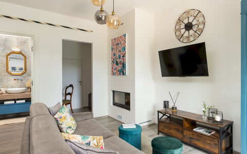 Cottage Dolcevista 4+2: Møbel, Indretning, Væg, Gulvbelægning, Værelse, Couch, Etage, Stue, Træ, Loft