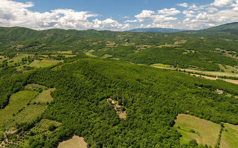 Villa Palazzolo 8: Naturligt Miljø, Naturlige Landskab, Highland, Landskab, Græs-, Terræn, Skov, Hill Station, Fugleperspektiv, Plantation
