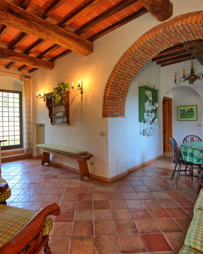 Montescalari 7