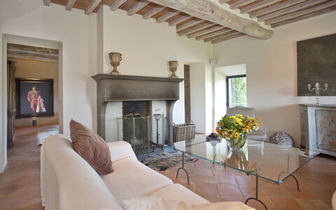 La Maccinaia 14: Ejendom, Værelse, Stue, Møbel, Bygning, Indretning, Loft, Hus, Ejendom, Etage