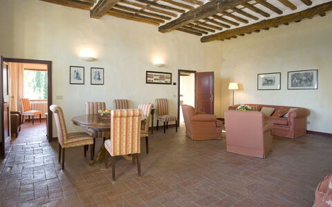 La Loggia 13: Ejendom, Værelse, Bygning, Ejendom, Møbel, Hus, Etage, Indretning, Loft, Estate