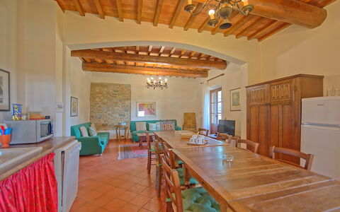 Il Frantoio: Værelse, Ejendom, Bygning, Møbel, Loft, Countertop, Køkken, Hus, Ejendom, Etage