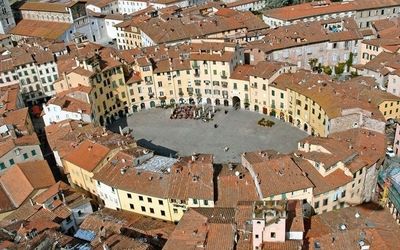 Anfiteatro - Lucca, Toscana, Italien