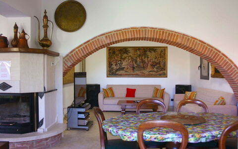 Casa Felice: Værelse, Ejendom, Bygning, Indretning, Møbel, Stue, Hus, Arch, Ejendom, Arkitektur