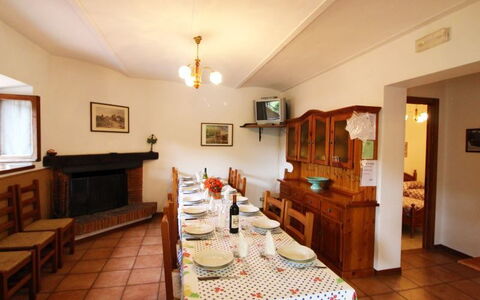 Casale Aiola: Værelse, Ejendom, Bygning, Indretning, Loft, Spisestue, Møbel, Hus, Ejendom, Restaurant