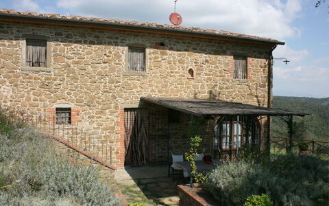 Podere della Crocchia: Plante, Sky, Himmel, Bygning, Ejendom, Vindue, Land Lot, Hus, Sommerhus, Landdistrikt