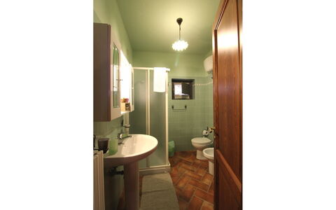 Agriturismo Ca di Vestro: Ejendom, Værelse, Badeværelse, Badeværelsesvask, Bygning, Indretning, Arkitektur, Hus, Loft, Sanitærarmatur