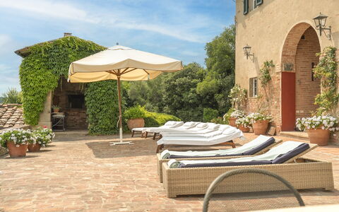 Centolivi 14: Estate, Udendørs Møbler, Hacienda, Villa, Have, Gårdsplads, Landscaping, Blomsterkrukke, Mansion, Mursten